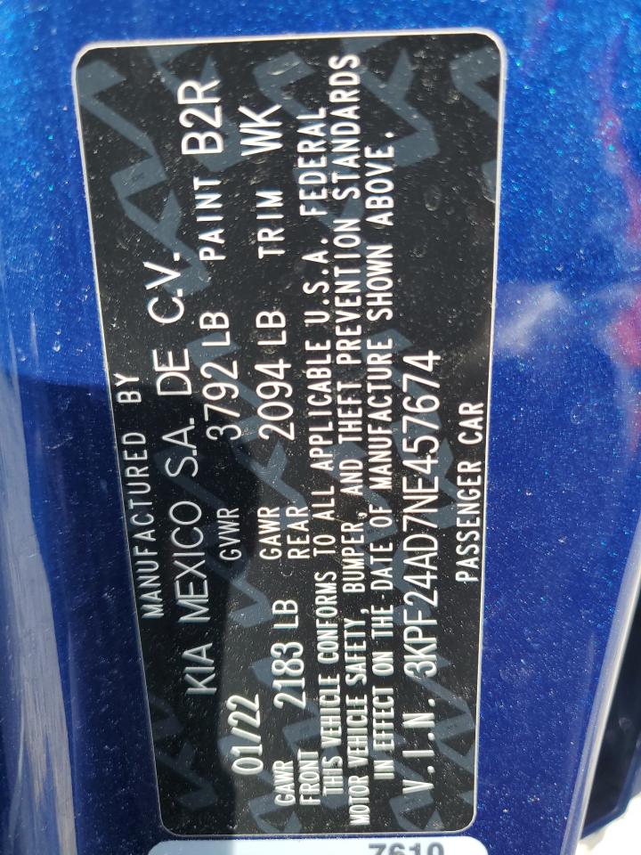 2022 Kia Forte - Image 12