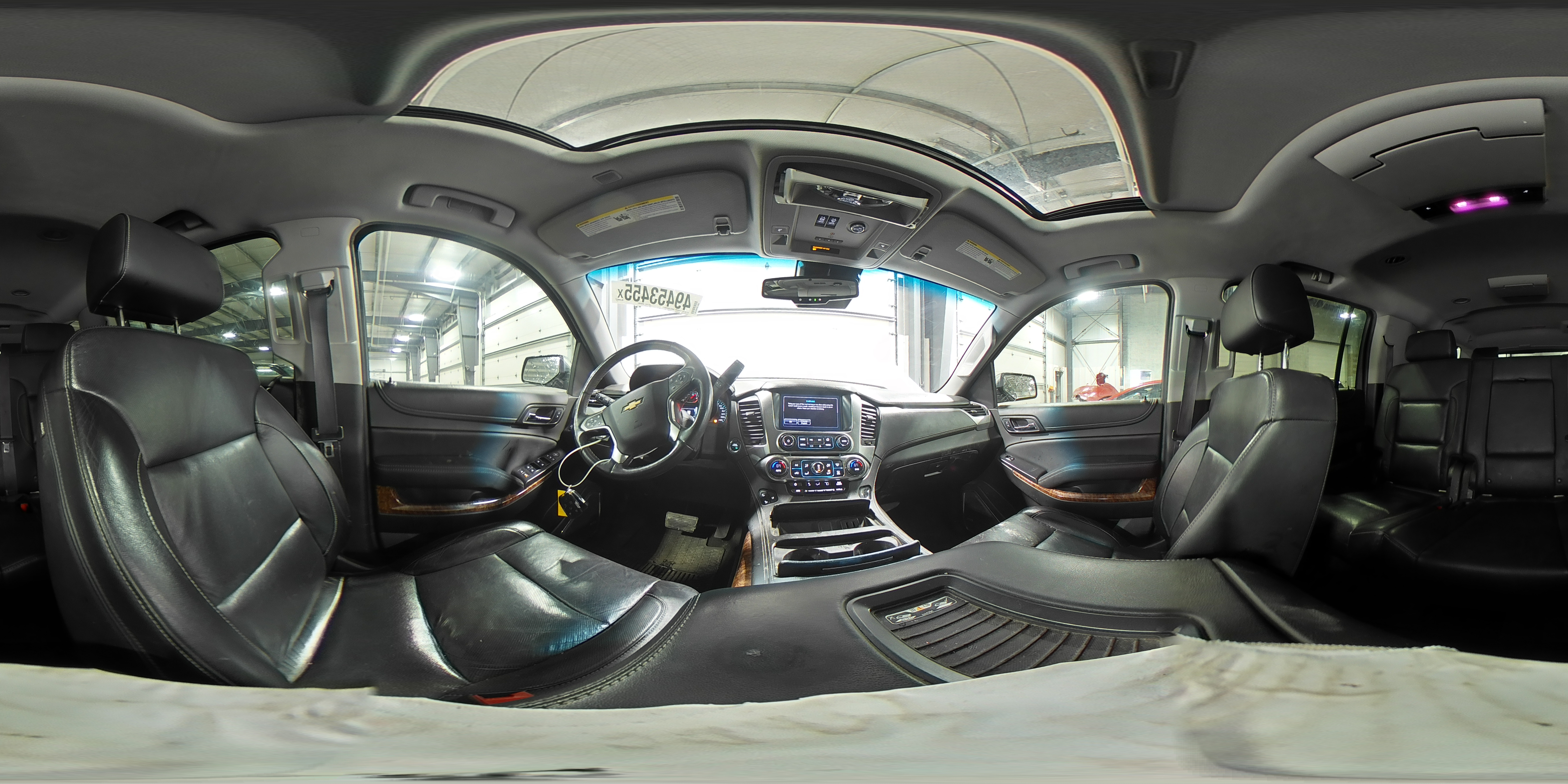 2017 Chevrolet Suburban - Image 15