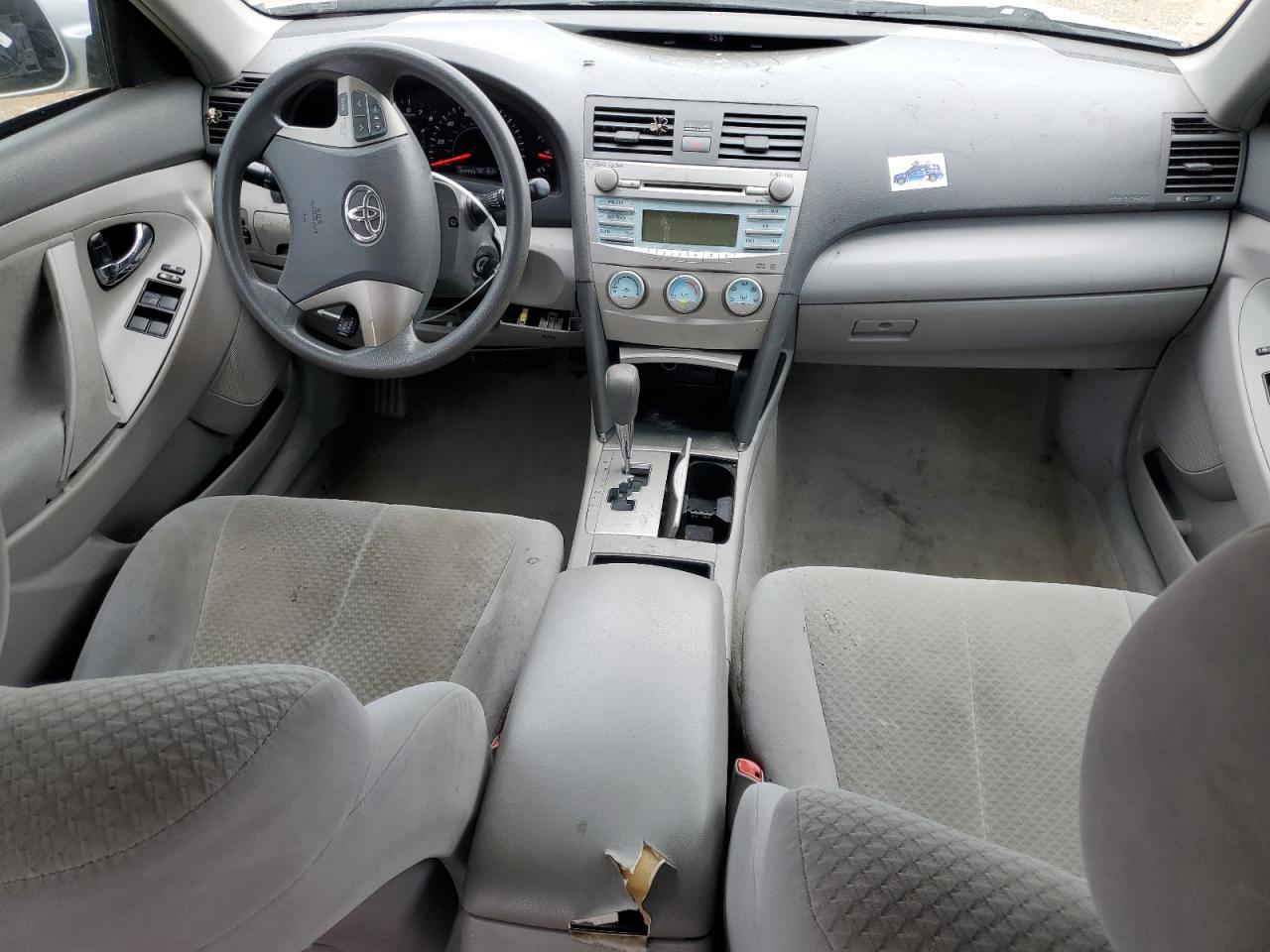 2009 Toyota Camry - Image 8