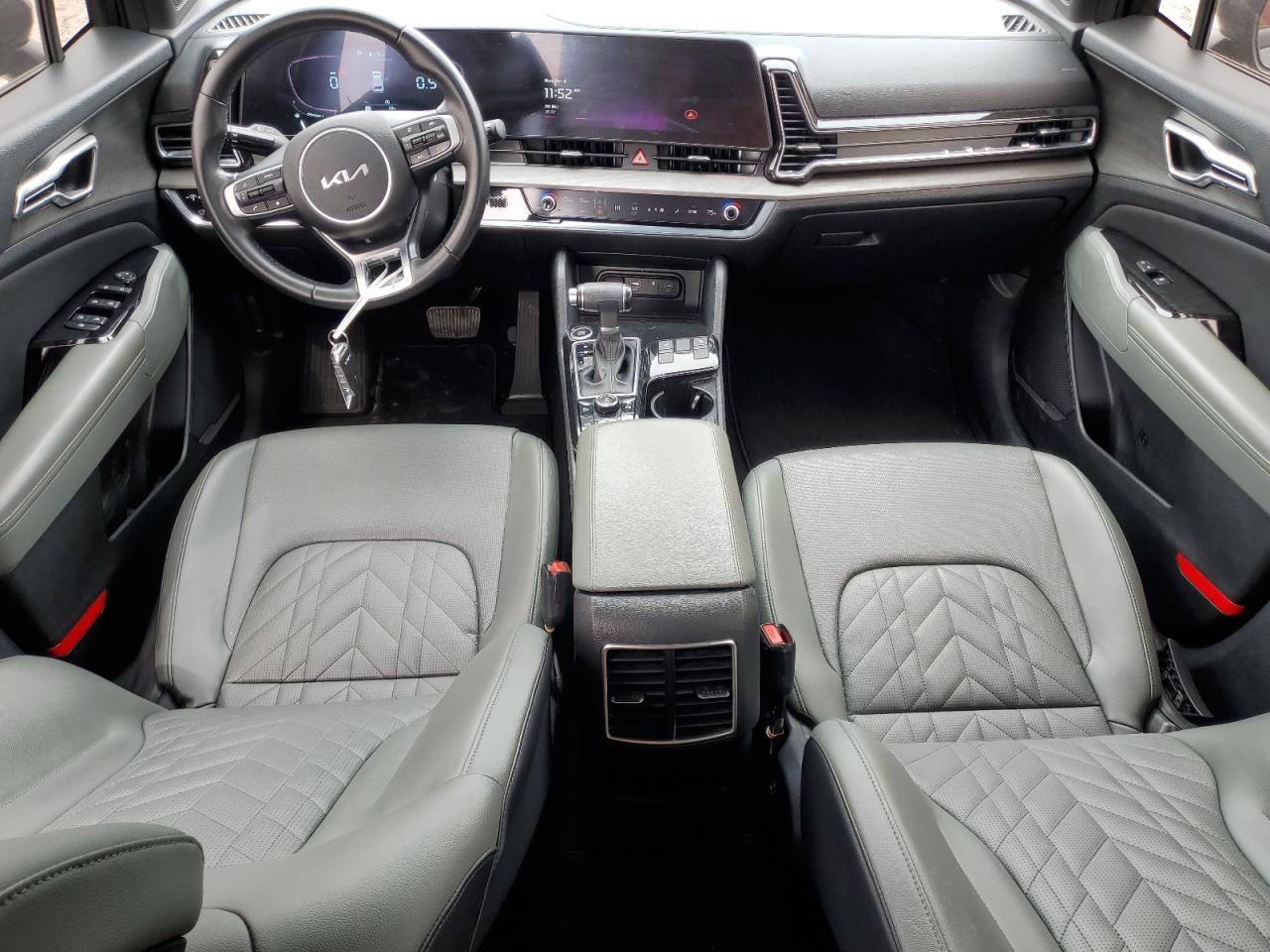 2023 Kia Sportage - Image 8