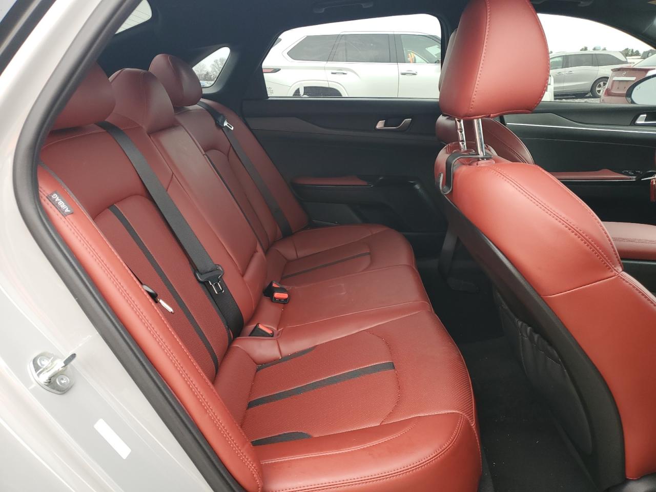 2024 Kia K5 - Image 10