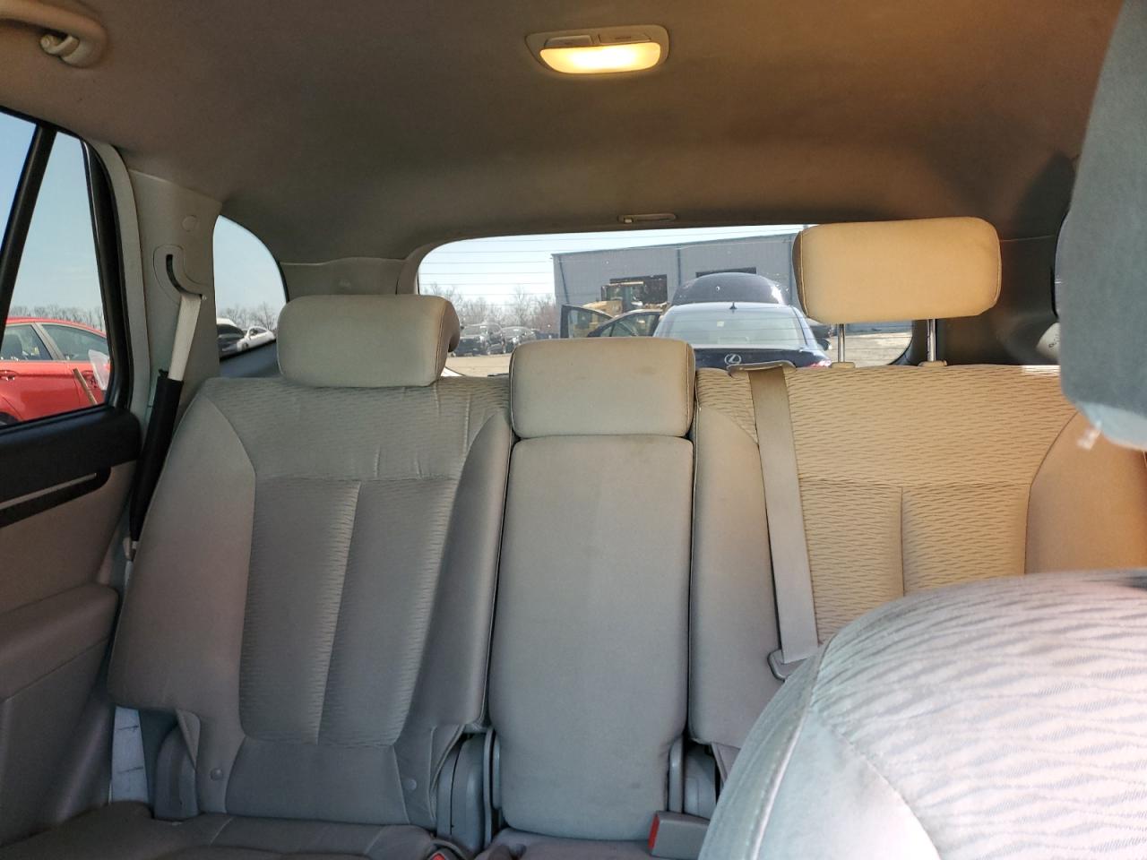 2008 Hyundai Santa Fe - Image 10