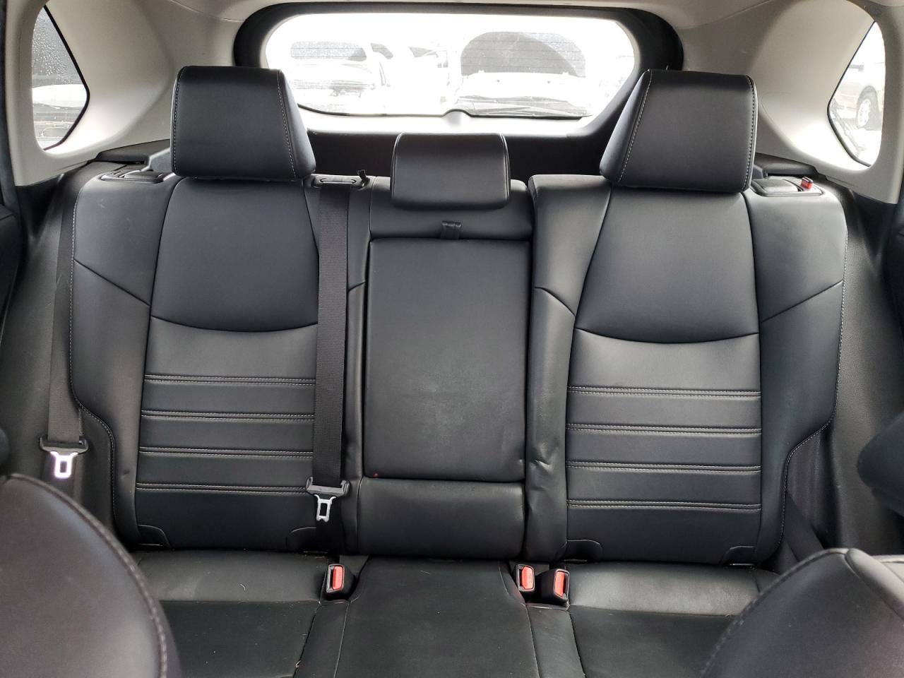 2021 Toyota RAV 4 - Image 10