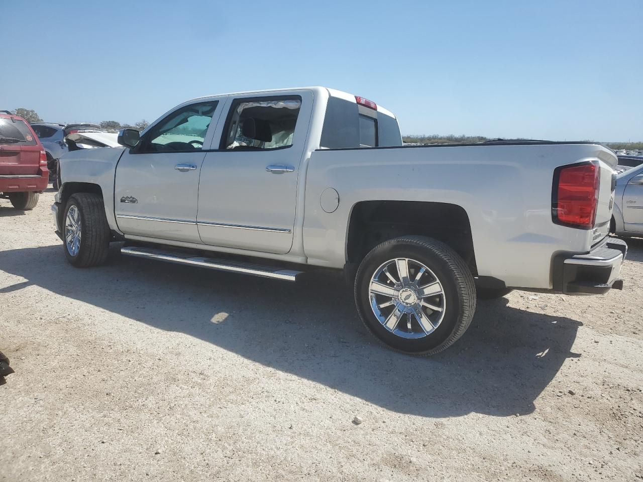 2014 Chevrolet Silverado - Image 2