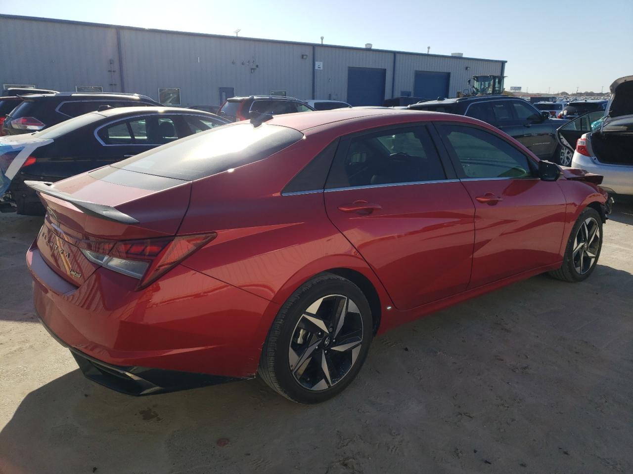 2021 Hyundai Elantra - Image 3