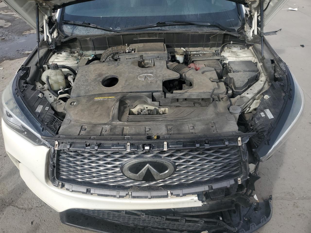 2019 Infiniti QX50 - Image 12