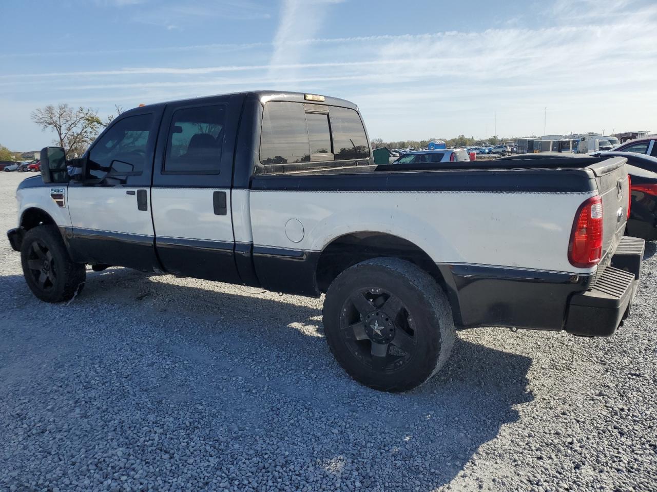 2009 Ford F250 - Image 2
