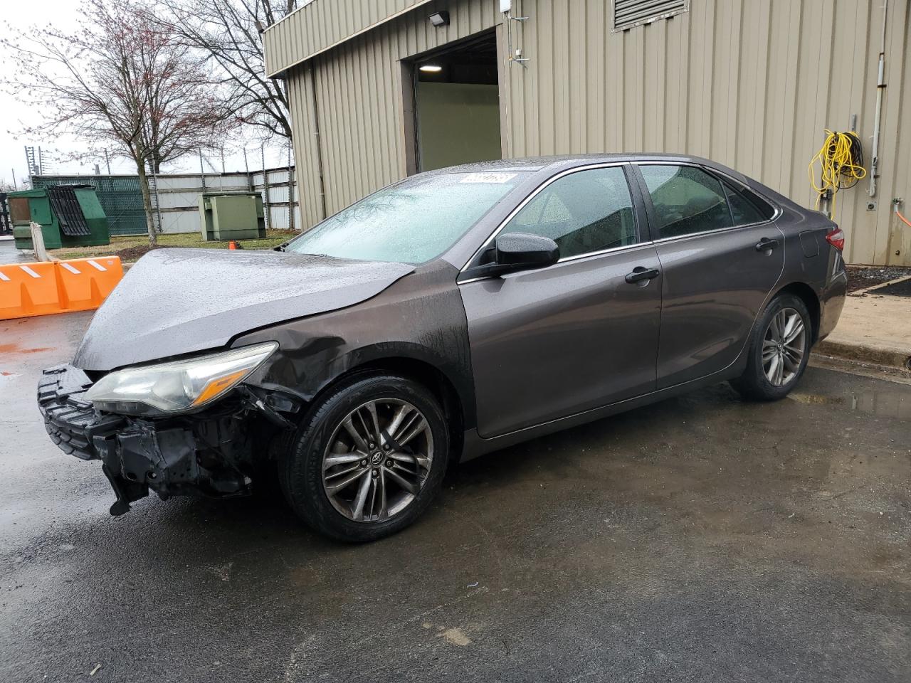 2016 Toyota Camry Le na sprzedaż w Baltimore, MD - Front End
