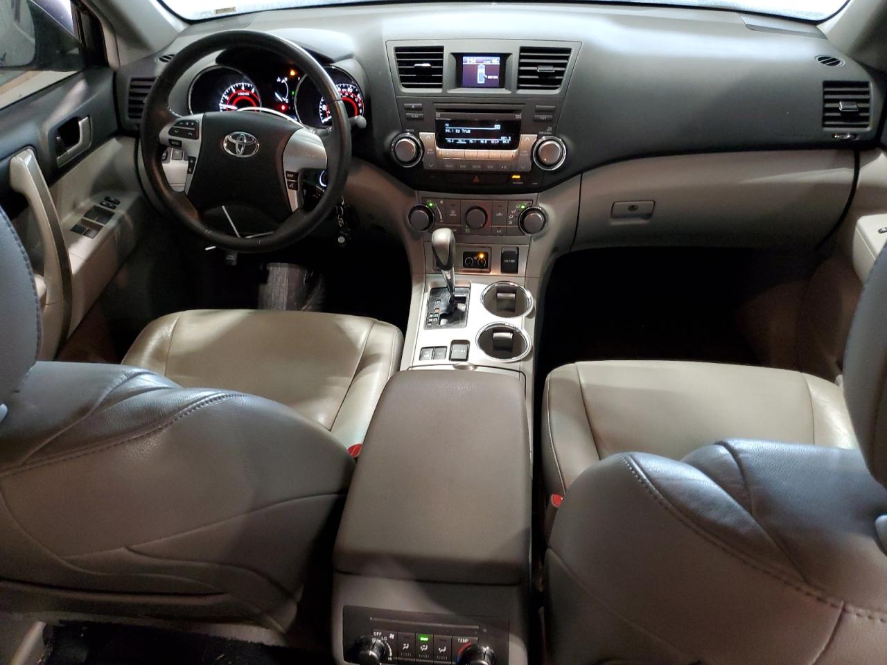 2012 Toyota Highlander - Image 8