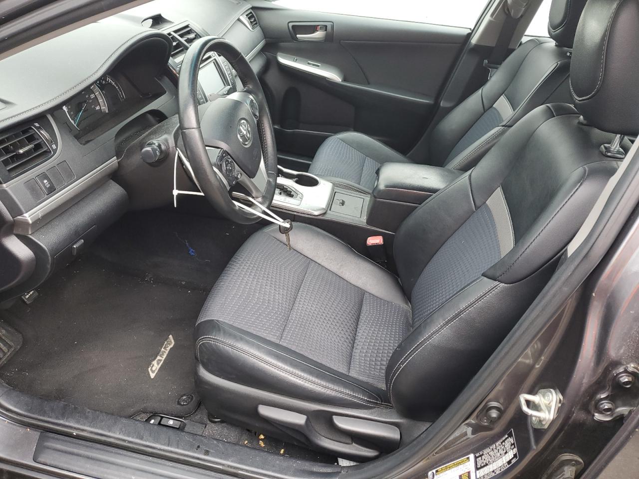 2014 Toyota Camry - Image 7