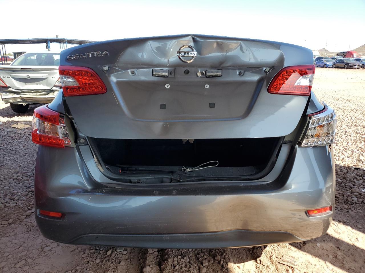 2015 Nissan Sentra - Image 6
