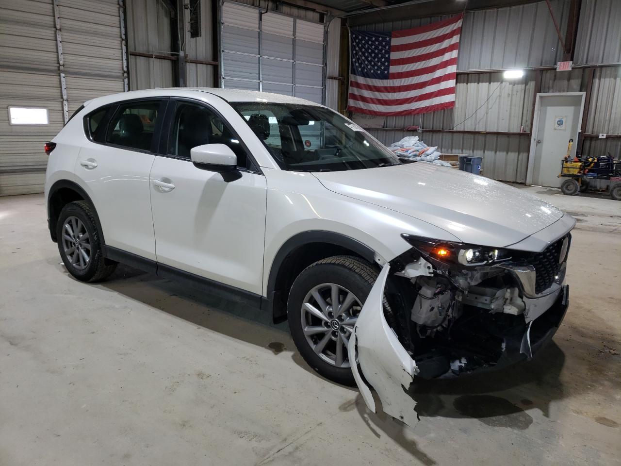 2023 Mazda CX-5 - Image 4