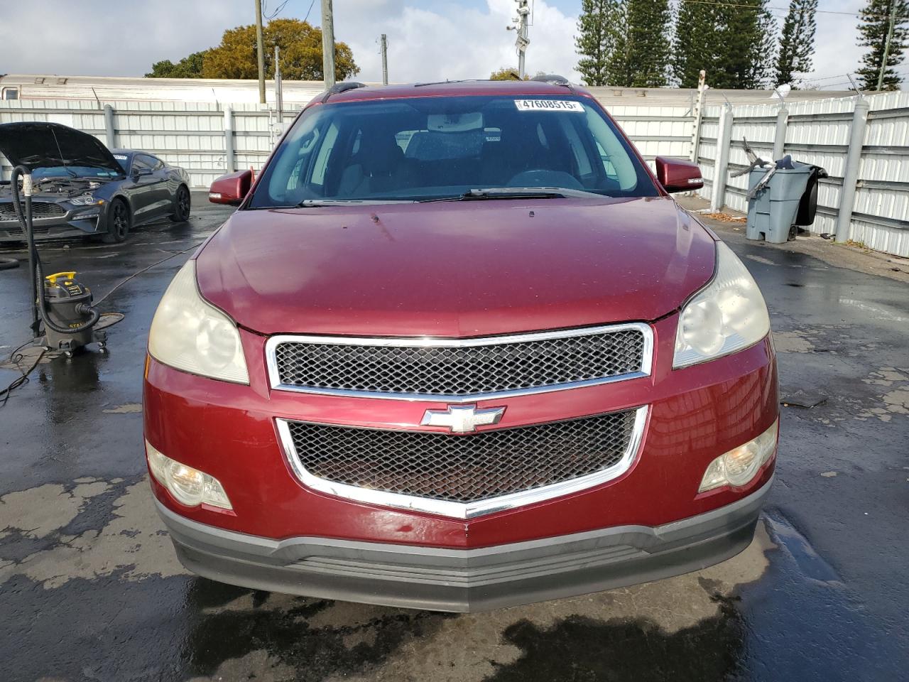 2010 Chevrolet Traverse - Image 5