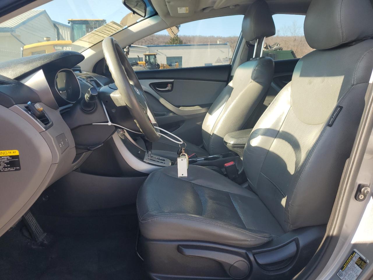2012 Hyundai Elantra - Image 7