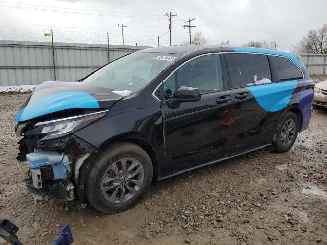 2021 Toyota Sienna Le