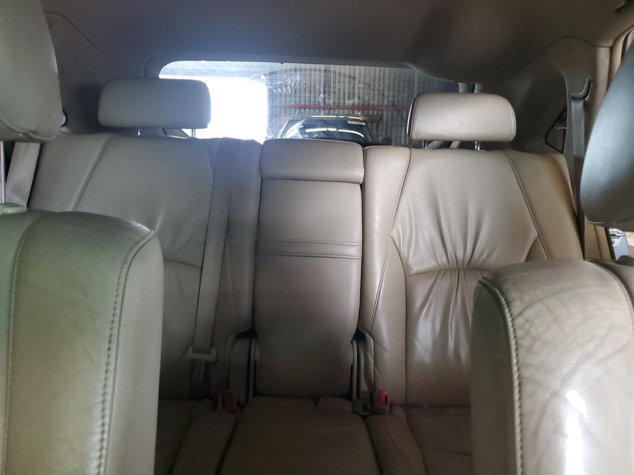 2004 Lexus RX - Image 10