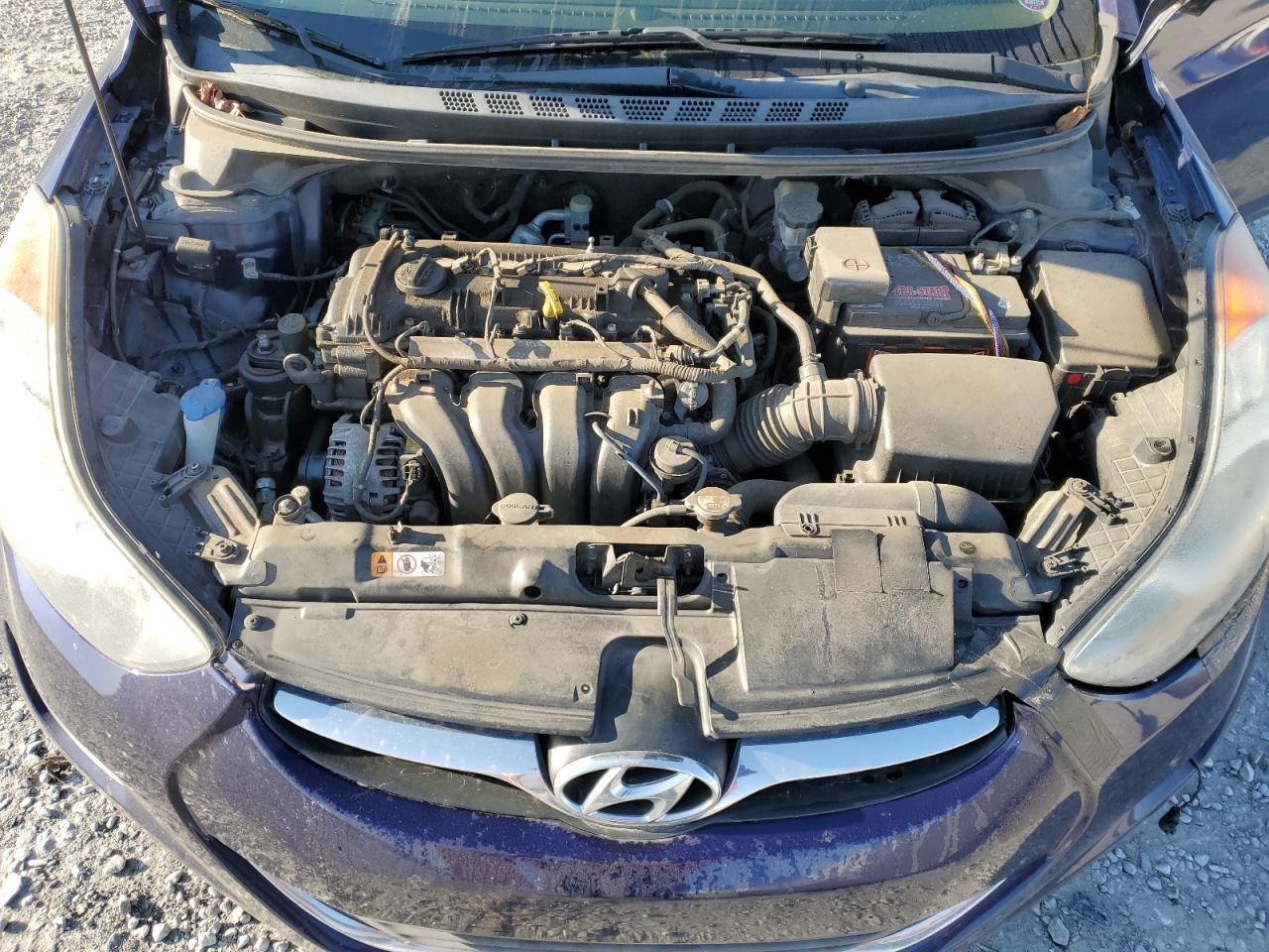 2013 Hyundai Elantra - Image 13