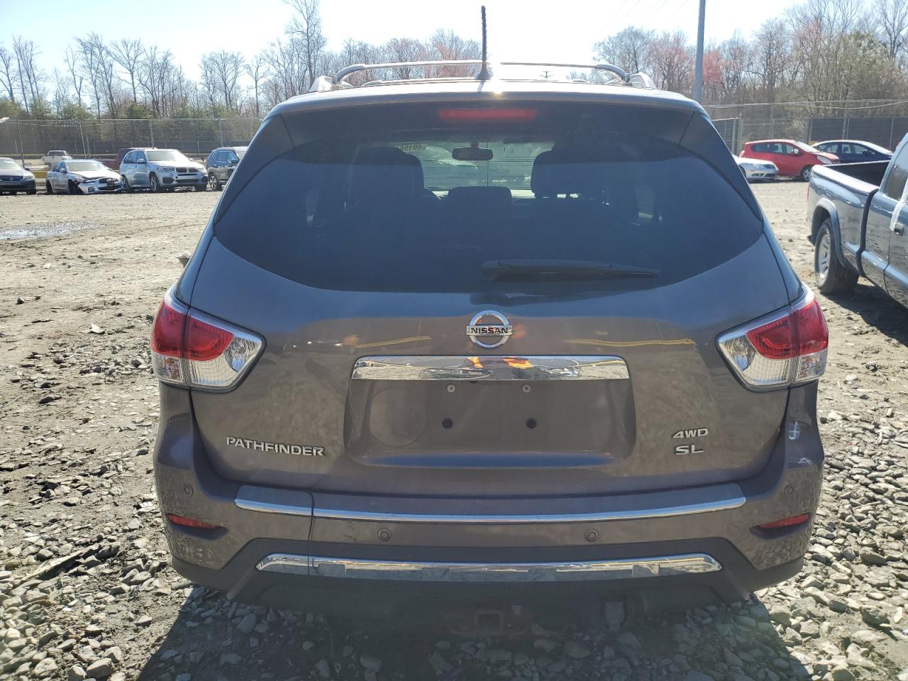 2014 Nissan Pathfinder - Image 6