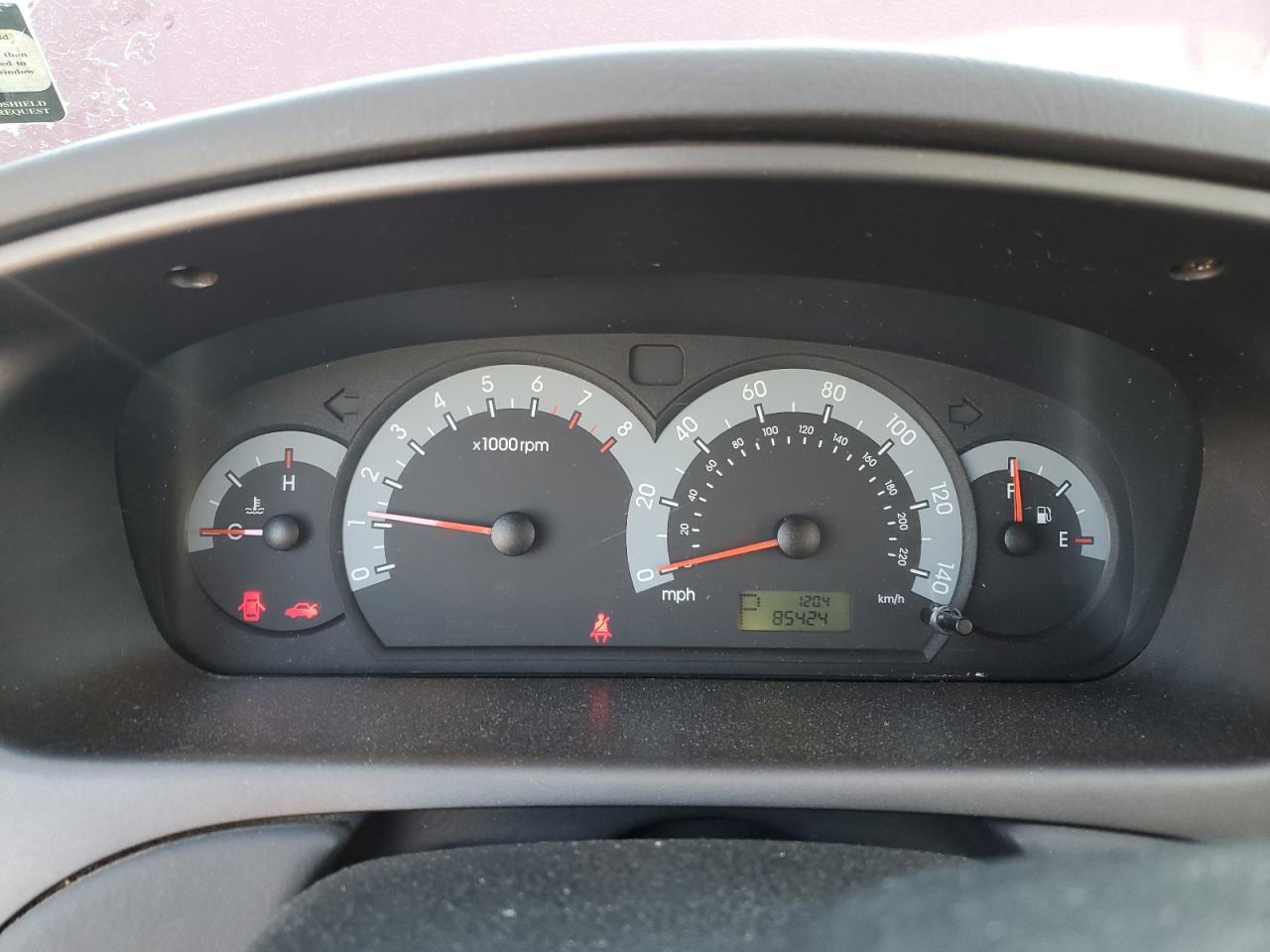 2003 Hyundai Elantra - Image 9