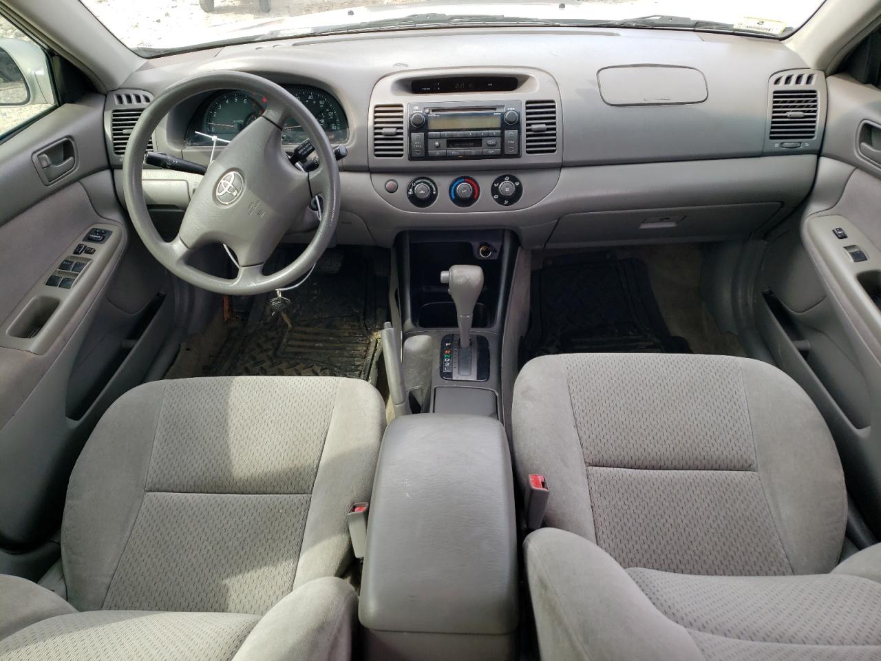 2003 Toyota Camry Le VIN: 4T1BE32K13U64421 Lot: 50501615