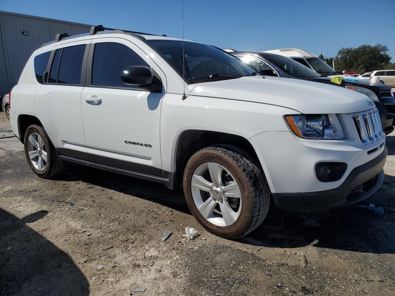 2012 Jeep Compass - Image 4