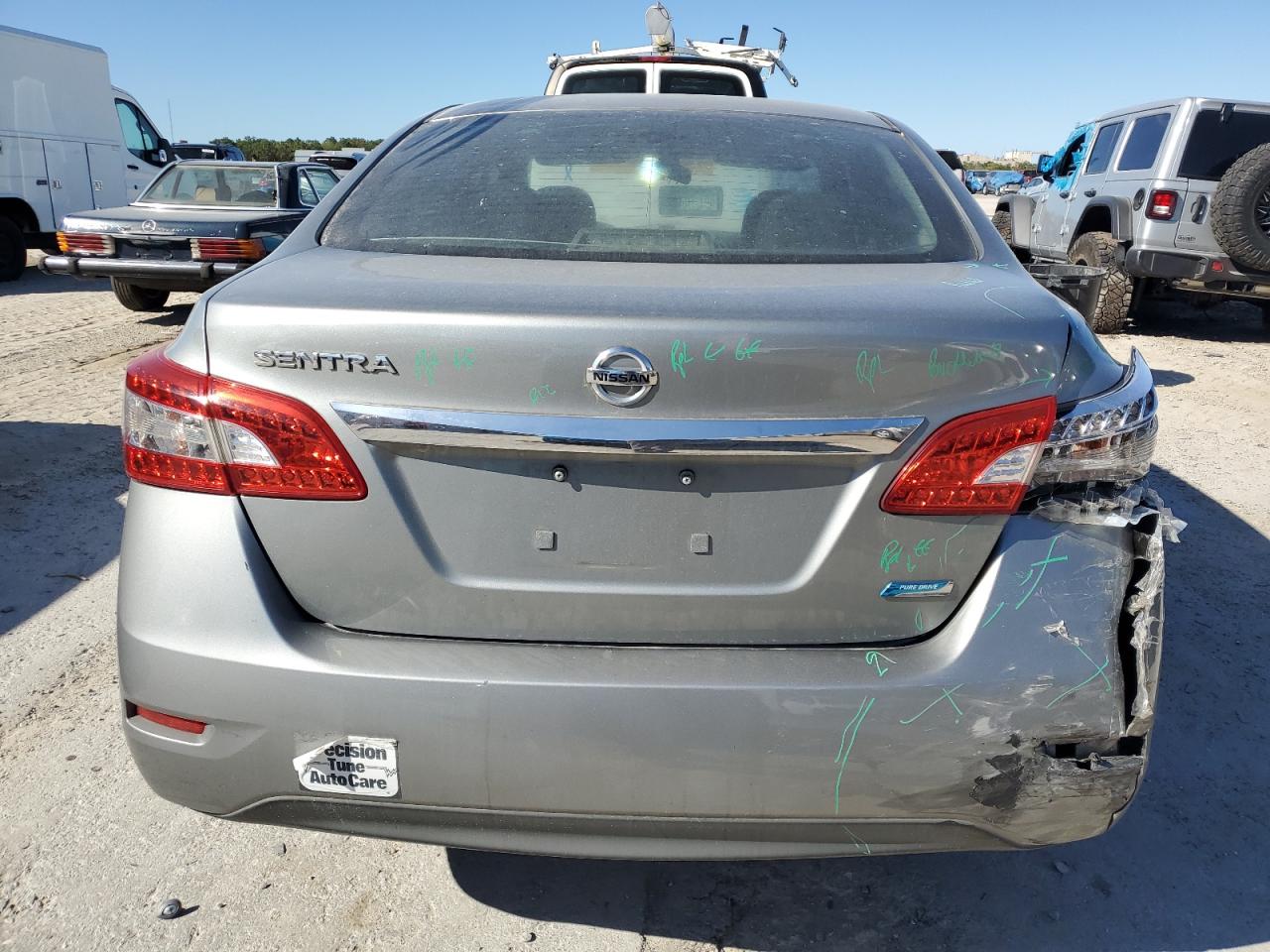 2014 Nissan Sentra - Image 6