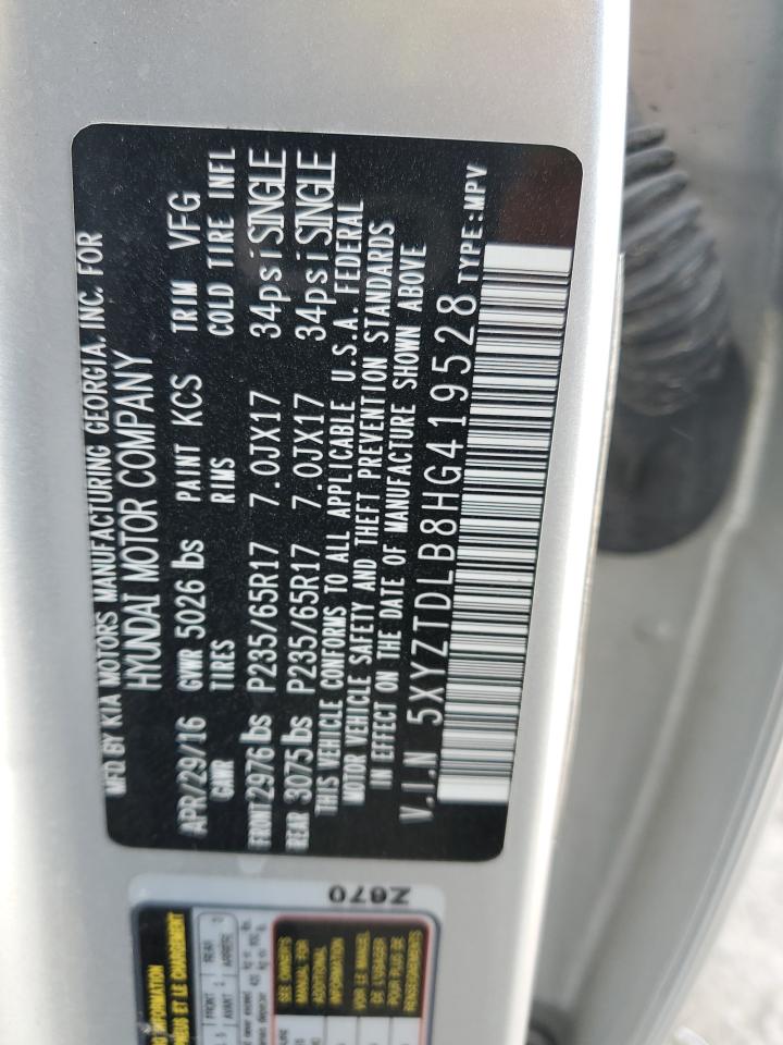 2017 Hyundai Santa Fe - Image 12