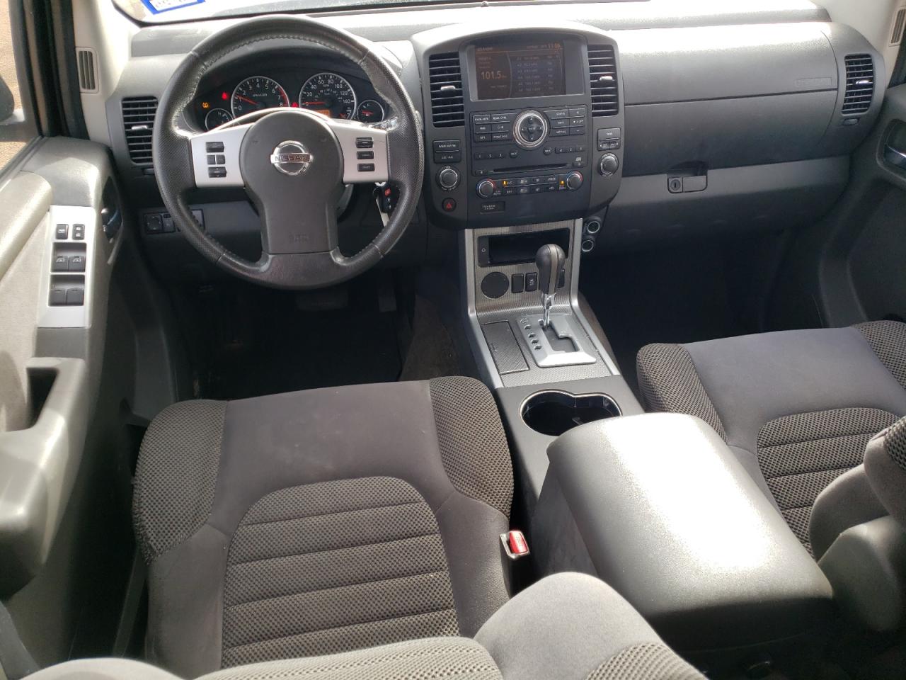 2012 Nissan Pathfinder - Image 8