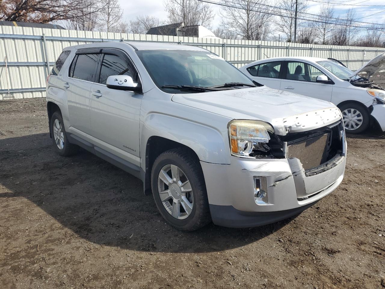 2011 GMC Terrain - Image 4