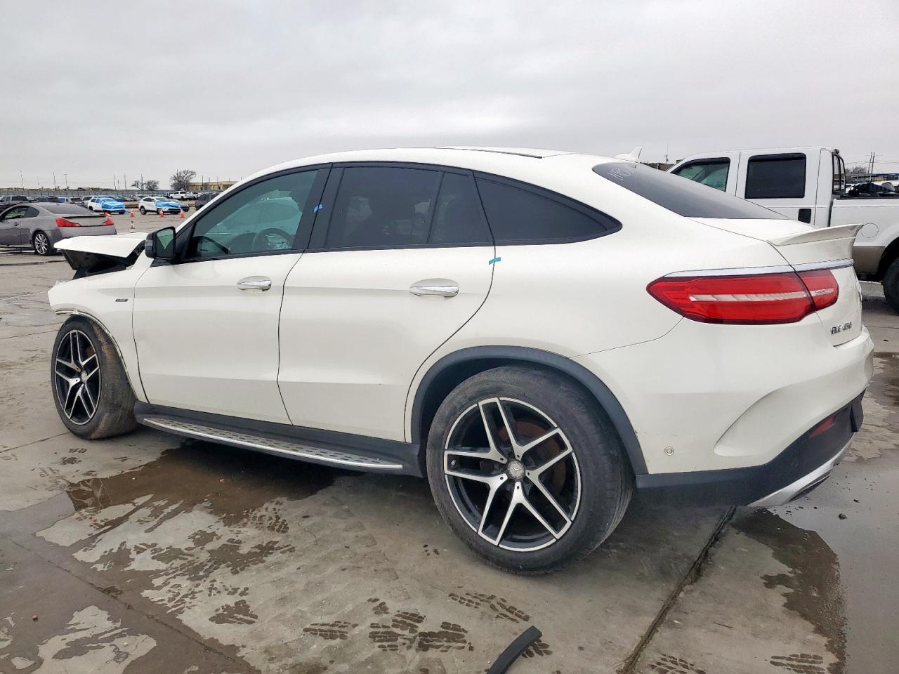 2016 Mercedes-Benz GLE - Image 2