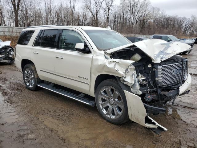 Паркетники GMC YUKON 2015 Білий