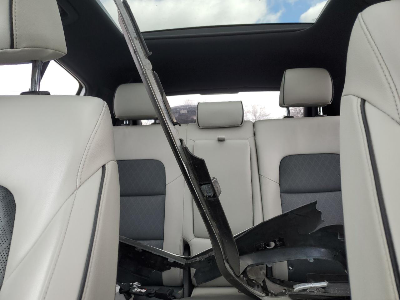 2017 Kia Sportage - Image 10