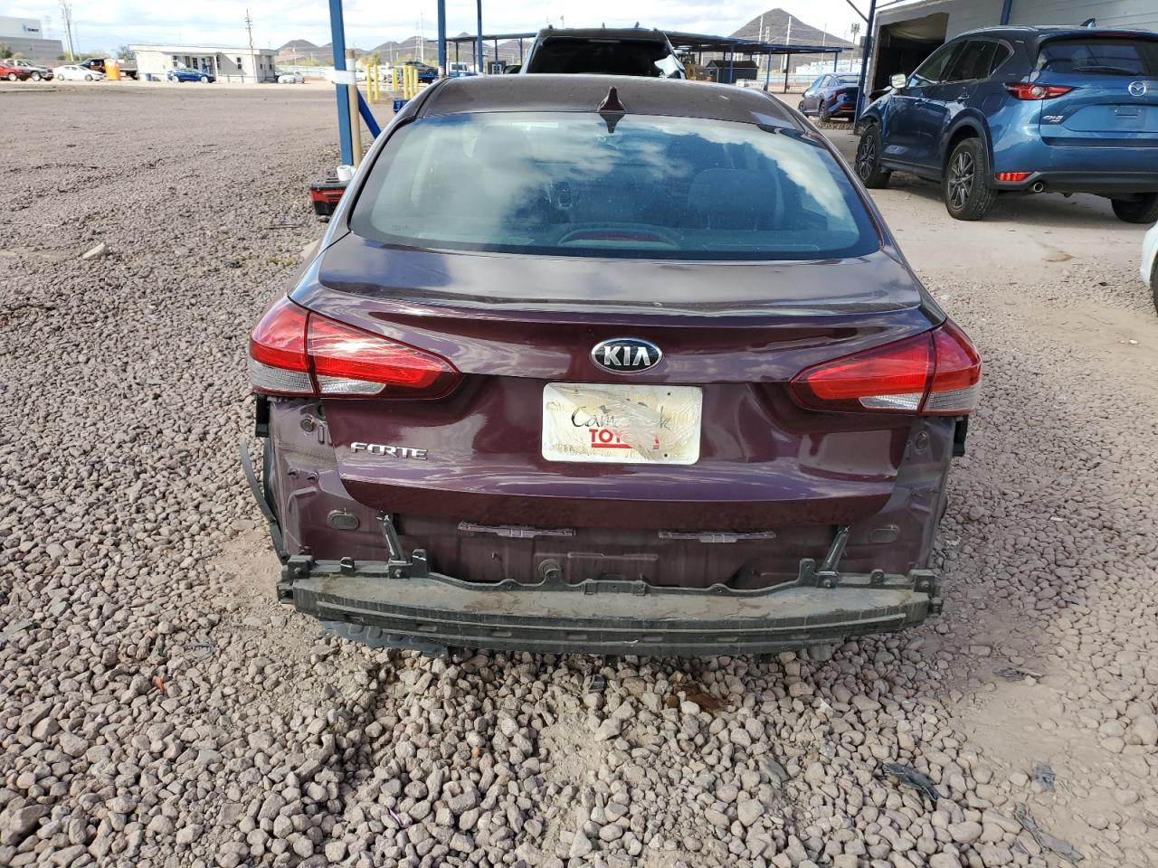 2017 Kia Forte - Image 6