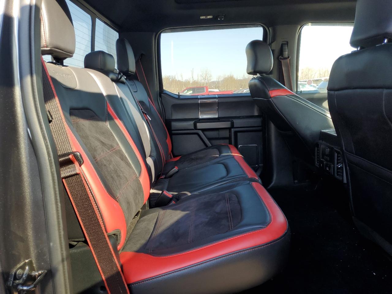 2017 Ford F-150 - Image 10