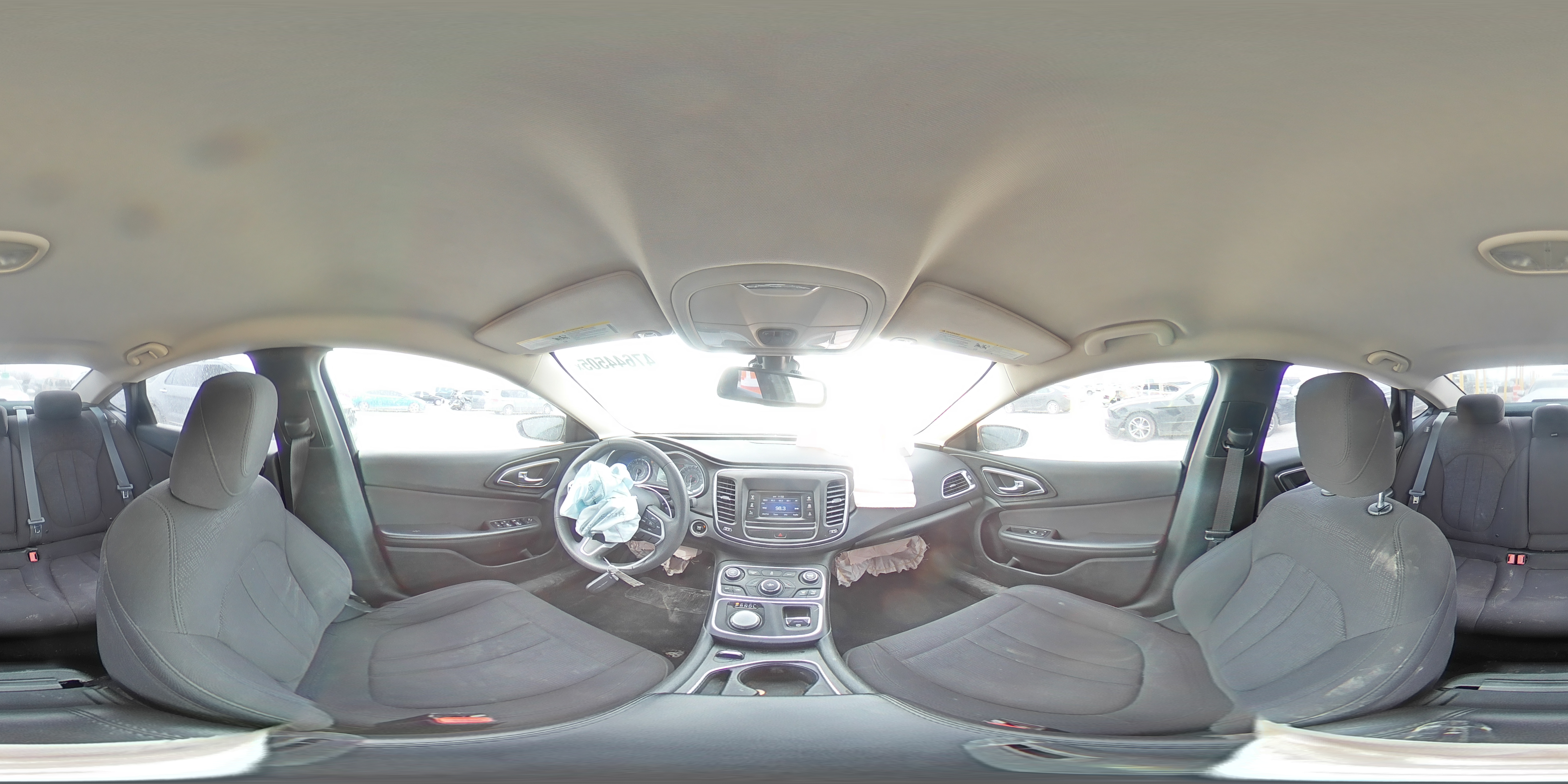 2015 Chrysler 200 - Image 13