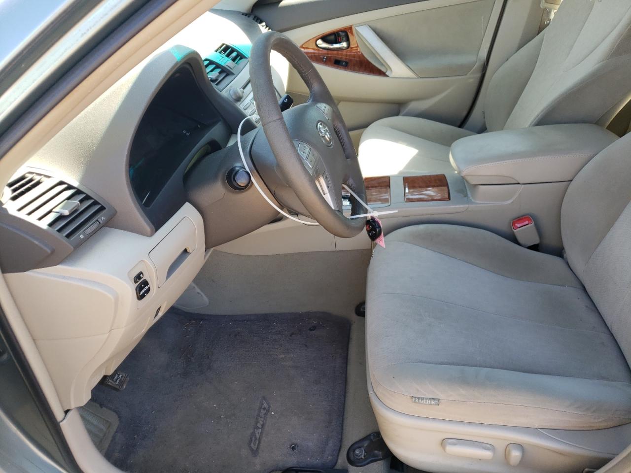 2011 Toyota Camry - Image 7