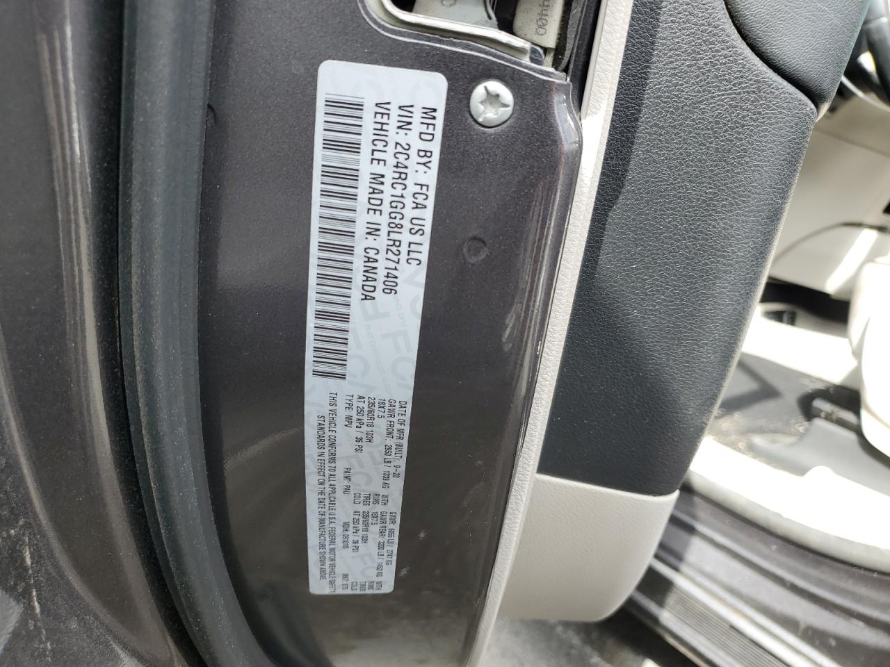 2020 Chrysler Pacifica - Image 13