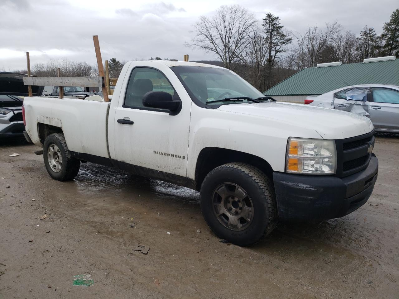 2009 Chevrolet Silverado - Image 4