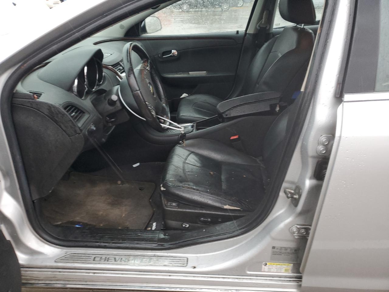 2011 Chevrolet Malibu - Image 7