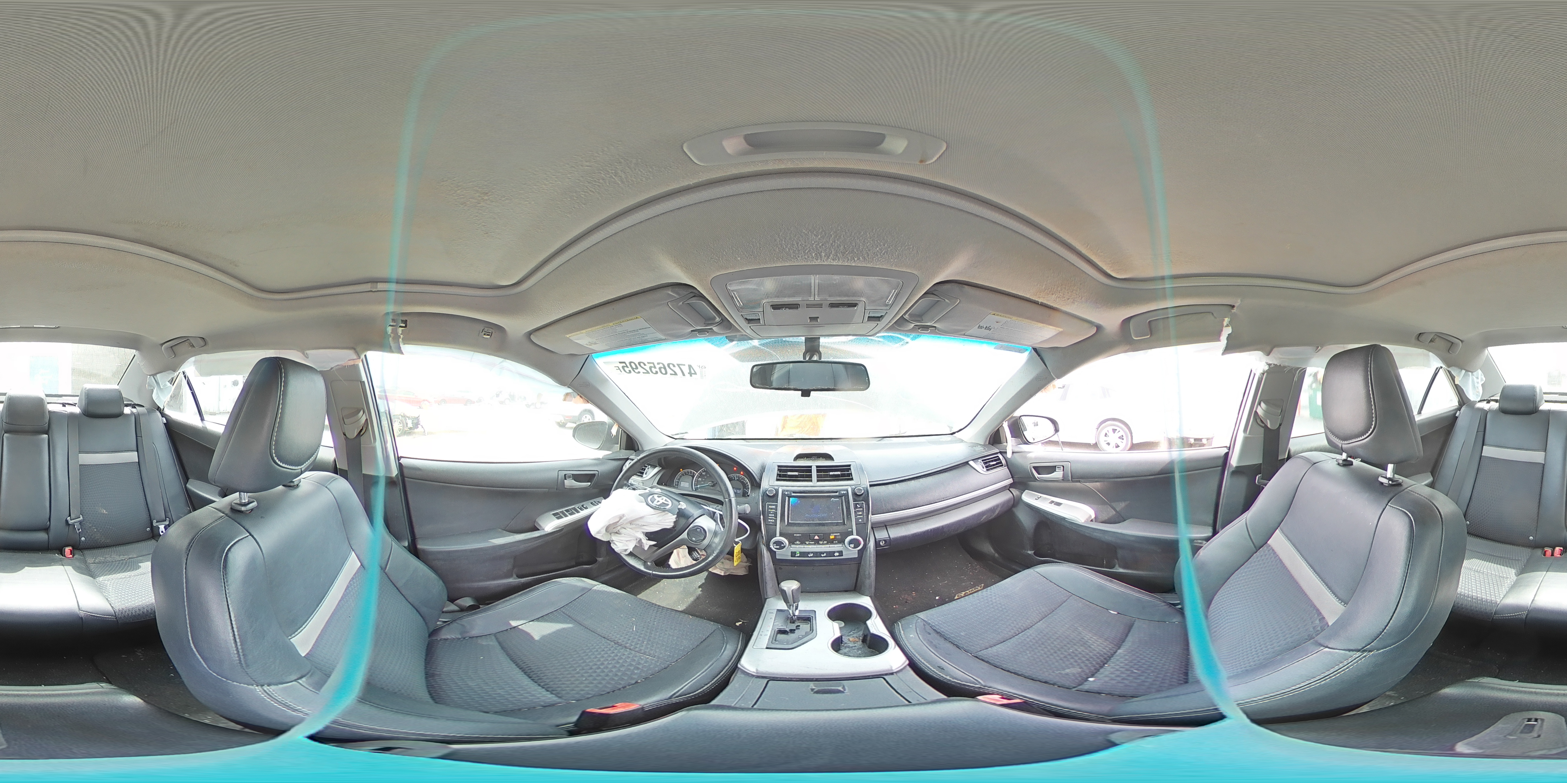 2012 Toyota Camry - Image 12