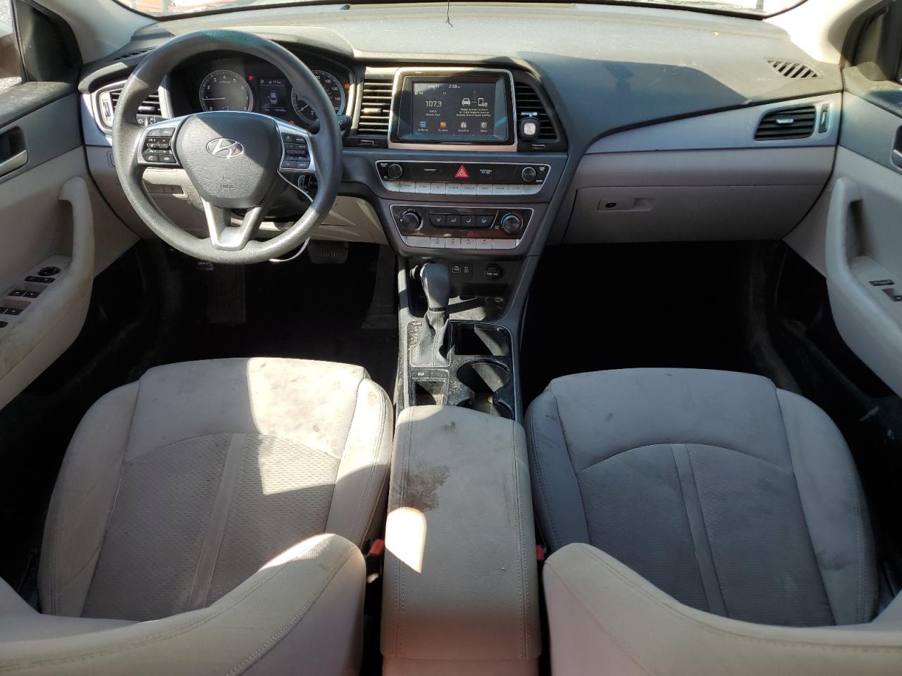 2018 Hyundai Sonata - Image 8