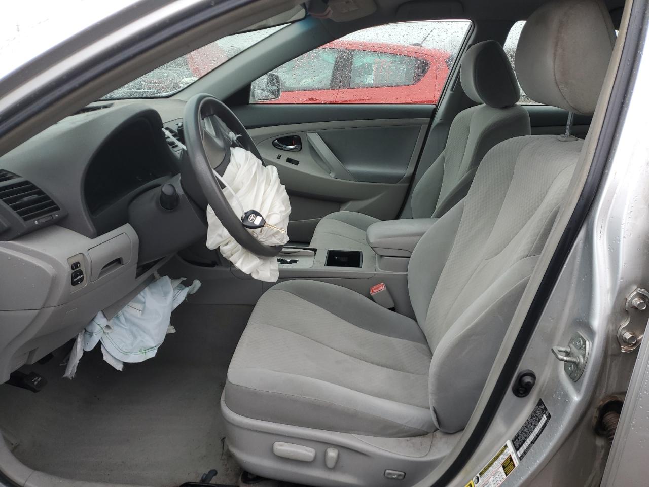 2009 Toyota Camry - Image 7