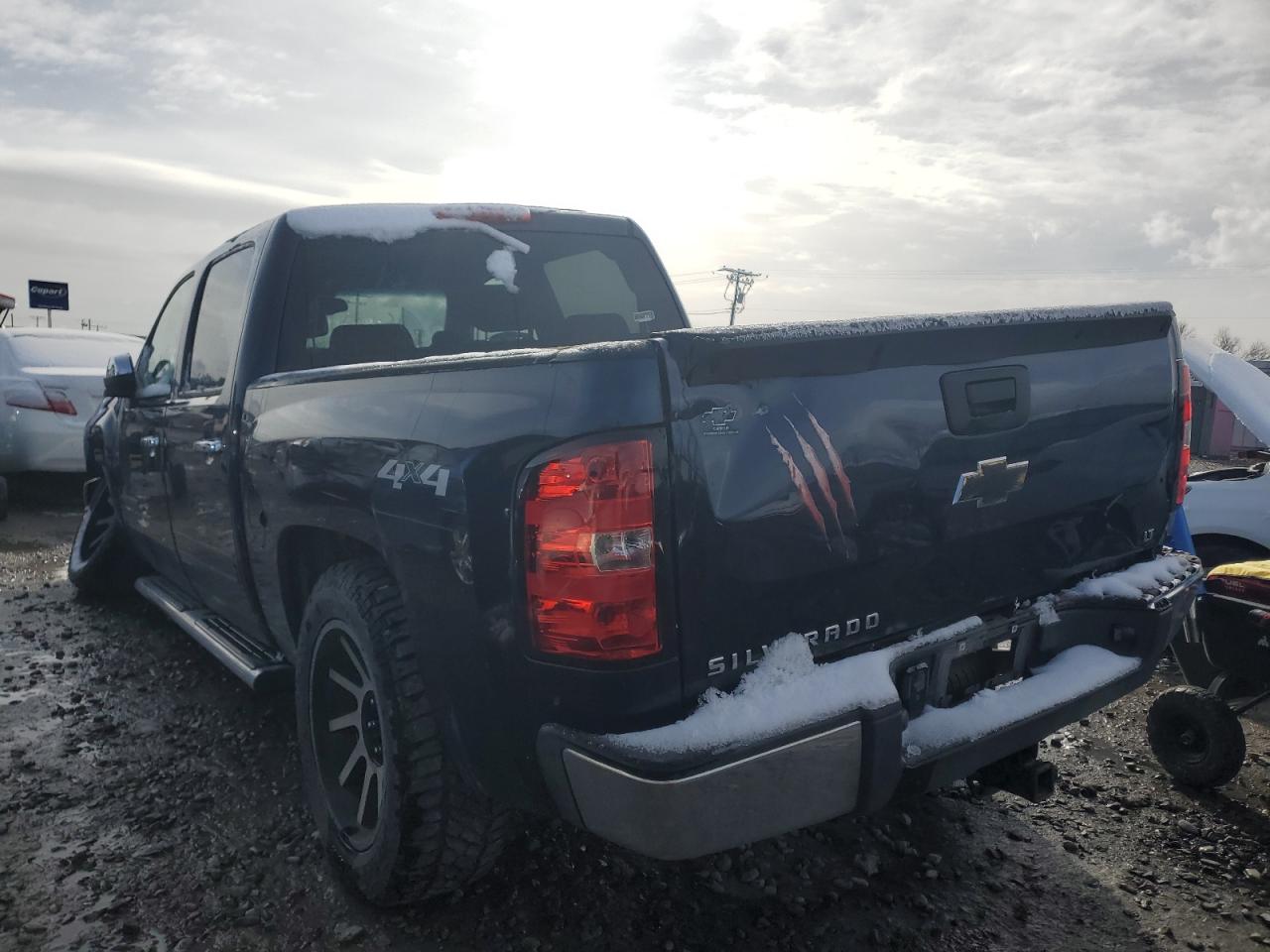 2012 Chevrolet Silverado - Image 2