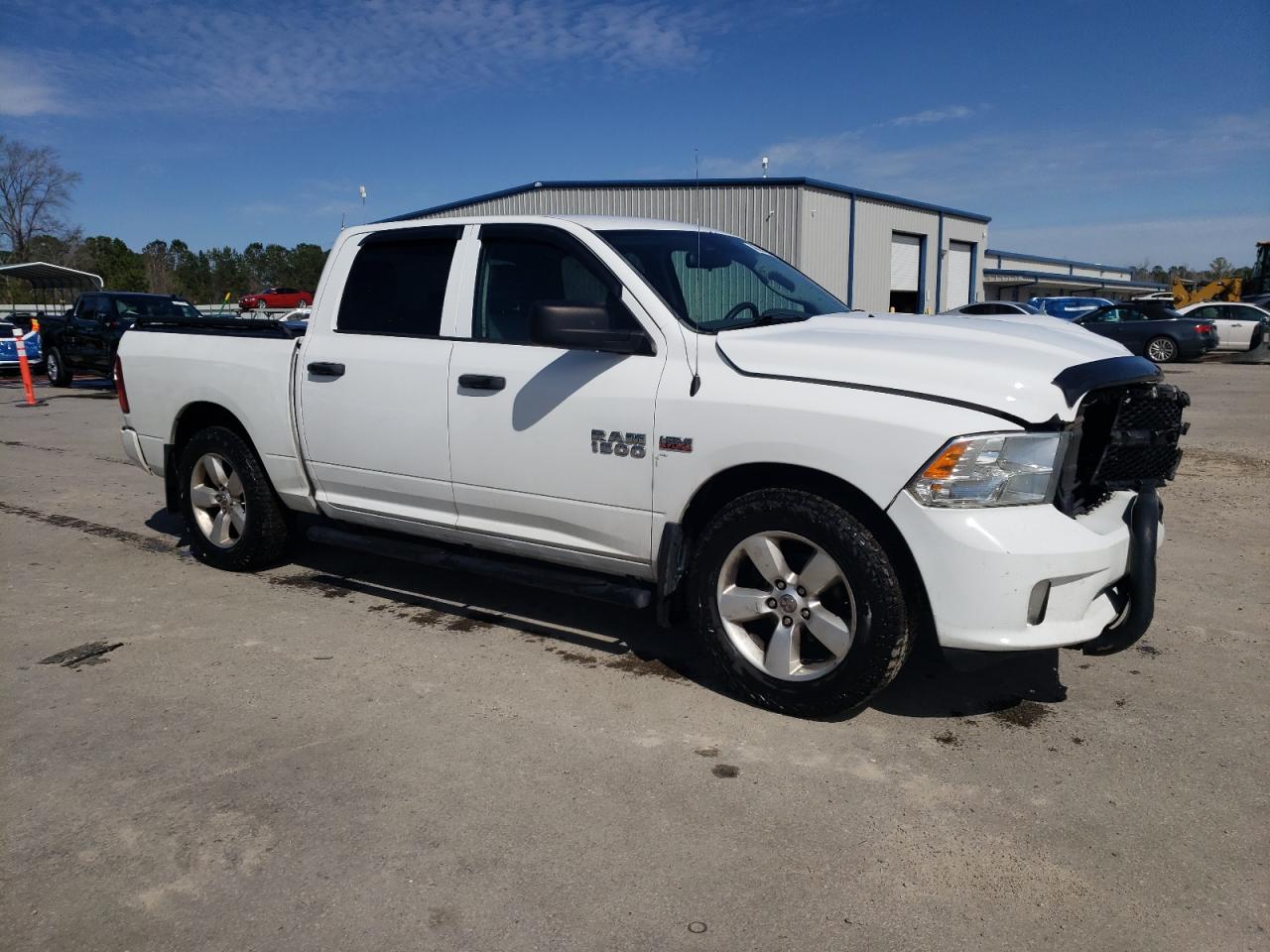 2015 RAM 1500 - Image 4