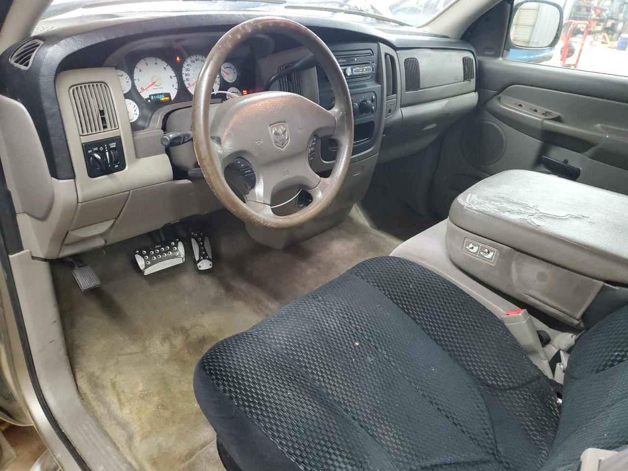 2003 Dodge RAM - Image 8