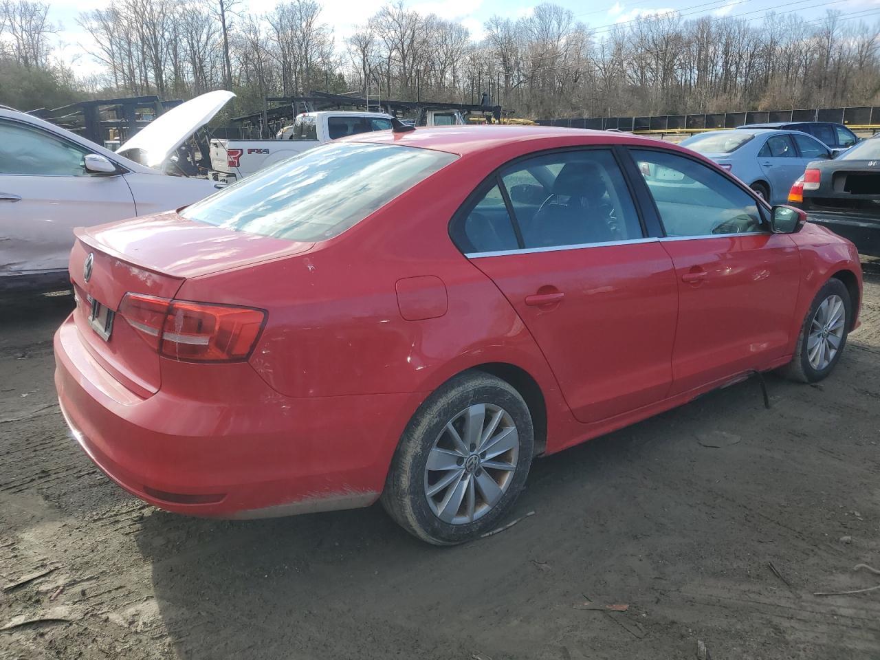 2015 Volkswagen Jetta - Image 3