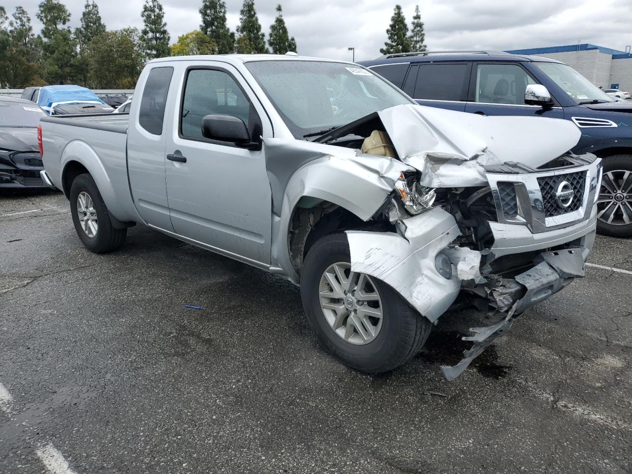 2015 Nissan Navara (Frontier) - Image 4
