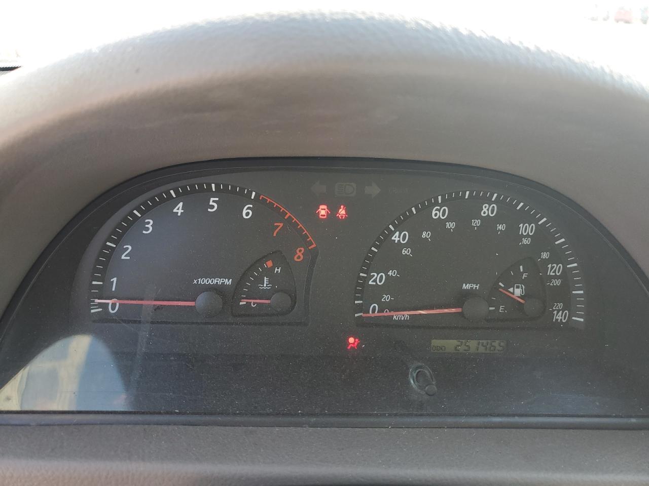 2004 Toyota Camry - Image 9