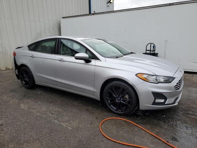  FORD FUSION 2019 Srebrny