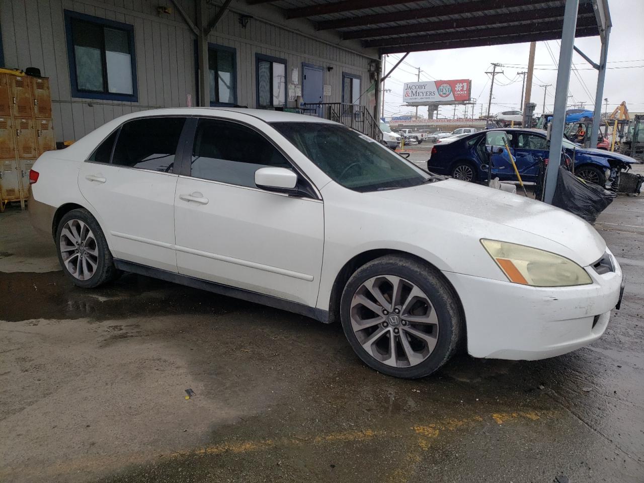 2004 Honda Accord - Image 4